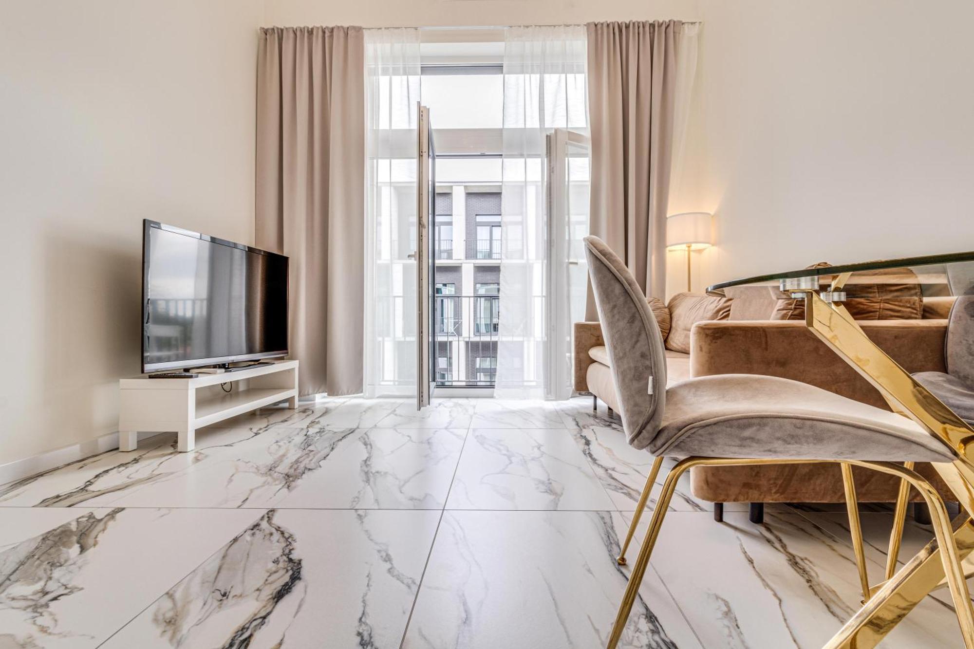 Rentplanet - Apartamenty Zarembowicza Wrocław Kültér fotó