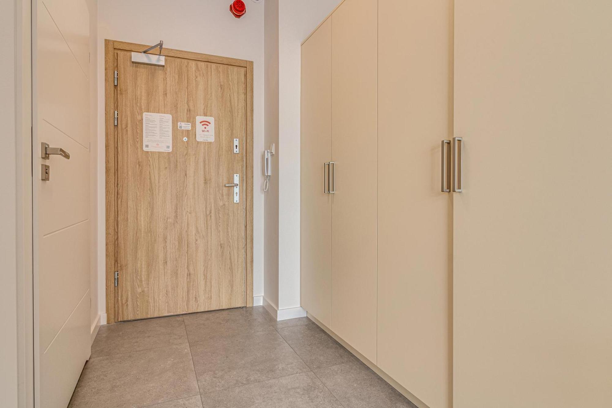 Rentplanet - Apartamenty Zarembowicza Wrocław Kültér fotó