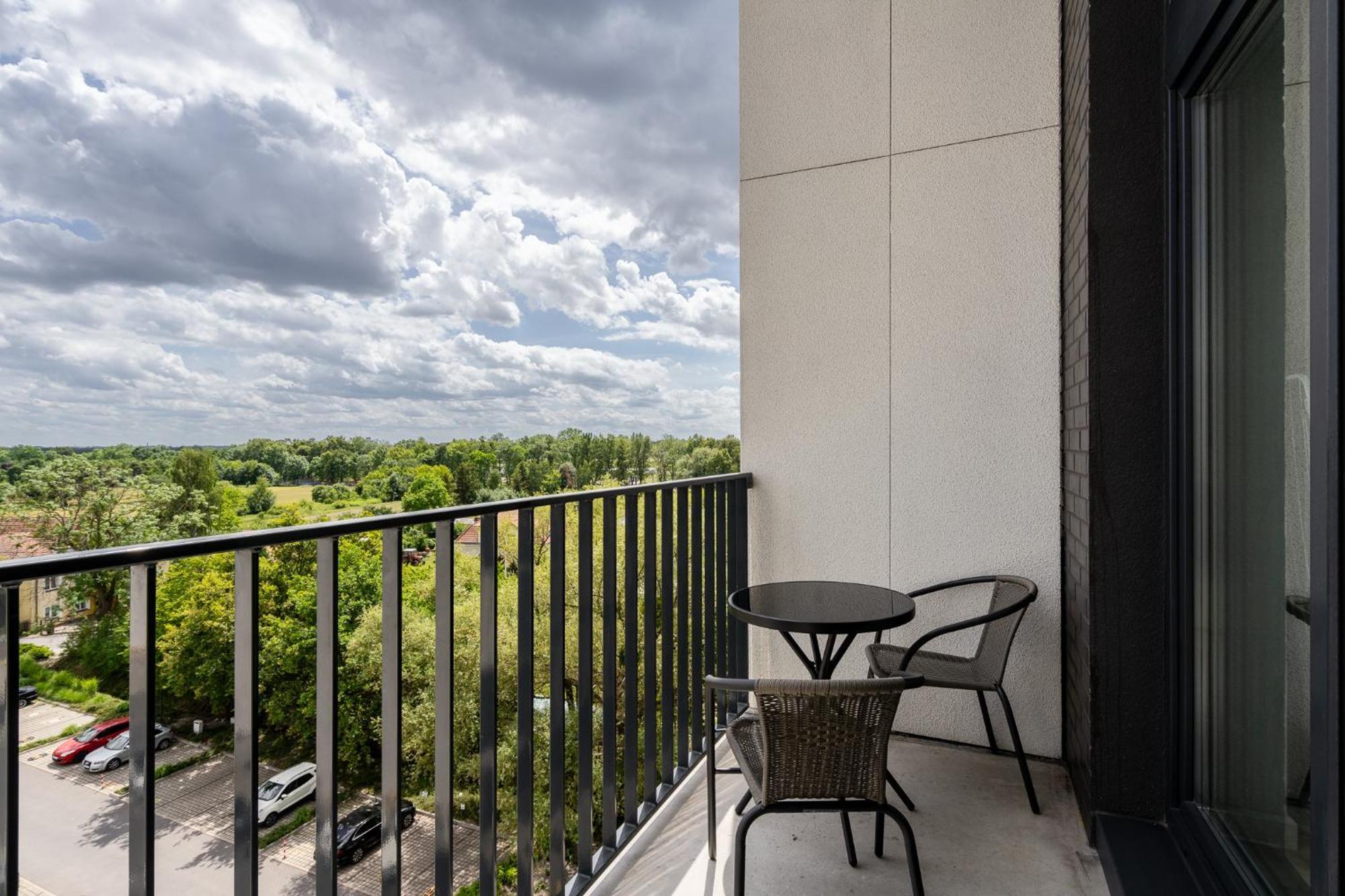 Rentplanet - Apartamenty Zarembowicza Wrocław Kültér fotó